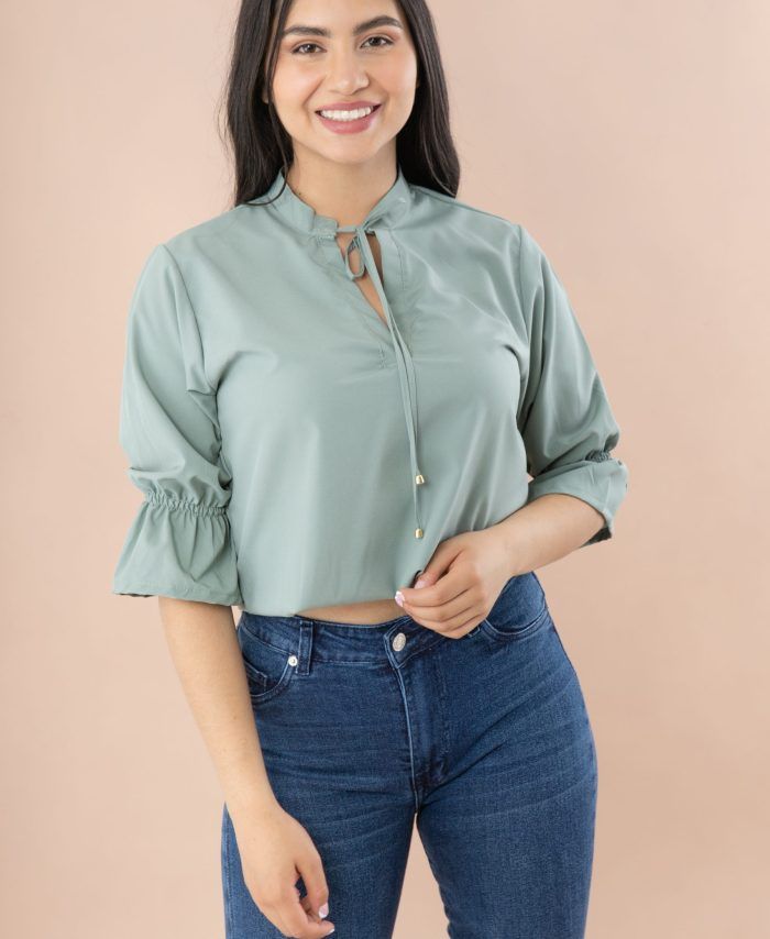 Blusa manga 3/4, resorte en cintura y mangas cuello Neru